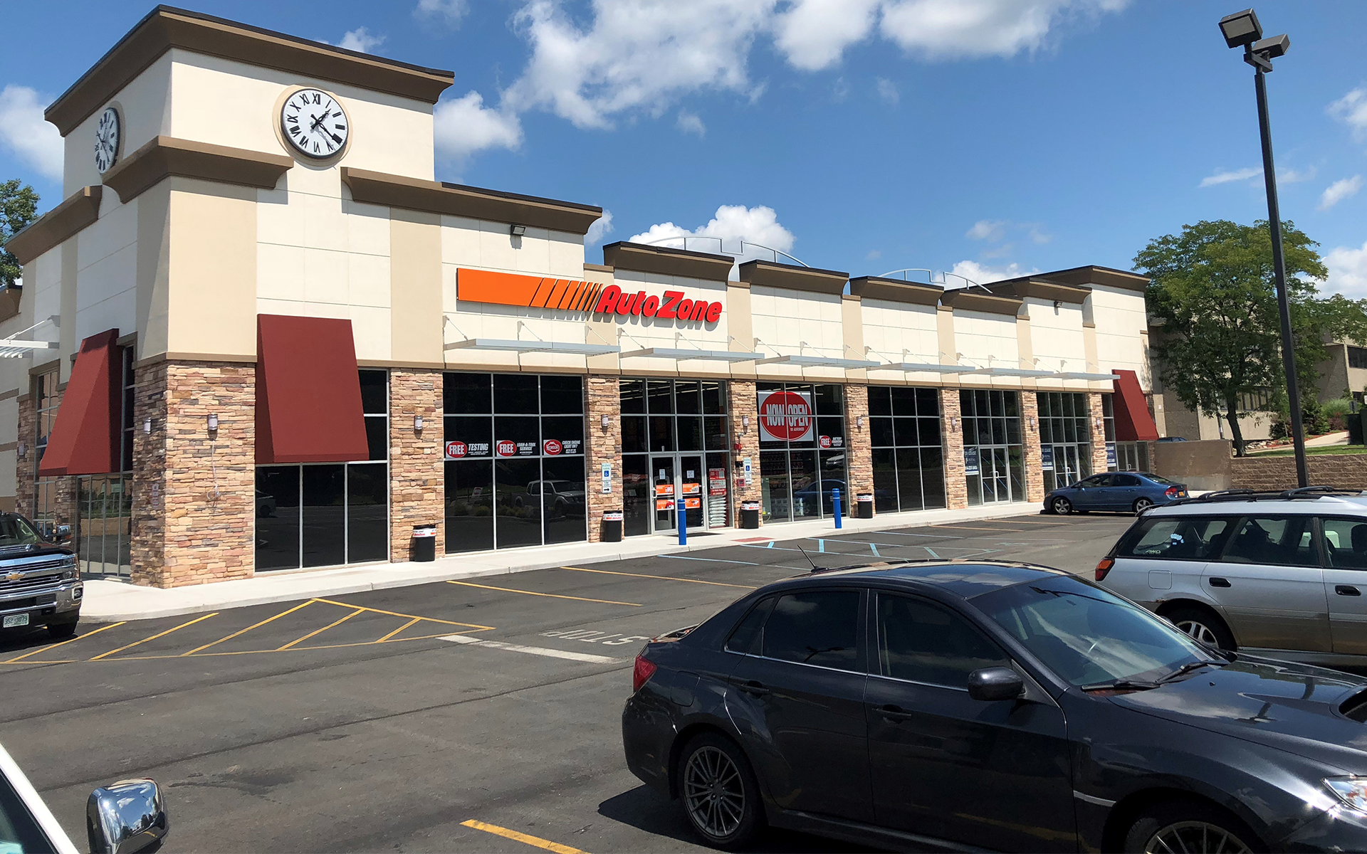 NY Airmont 218 Route 59 Royal Properties