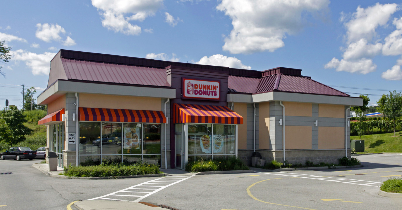 dunkin donuts woodbury ctr harriman Royal Properties