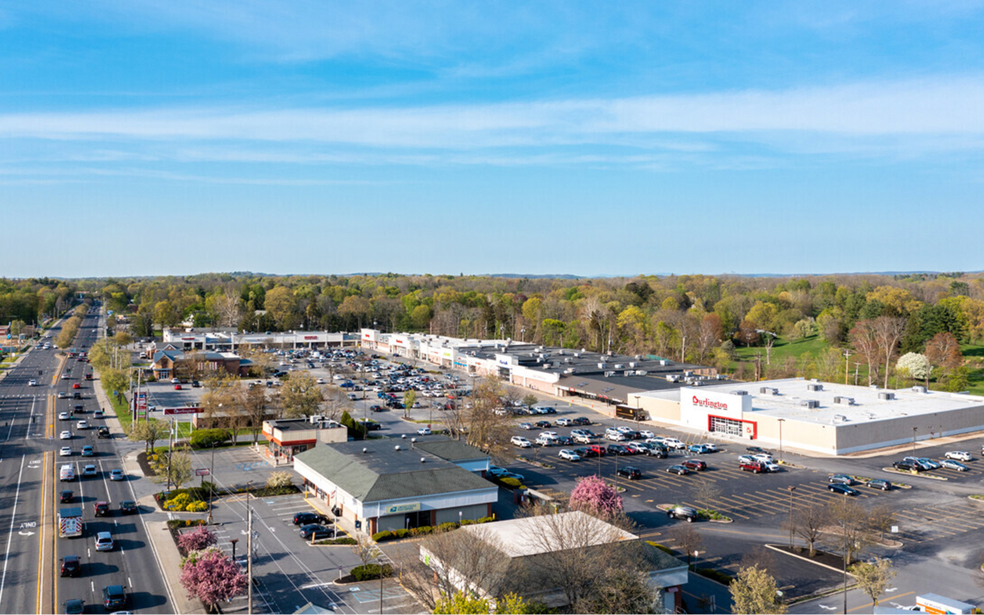 NY Poughkeepsie 2600 South Road Poughkeepsie Plaza Royal Properties ny-poughkeepsie-2600-south-road-poughkeepsie-plaza-royal-properties